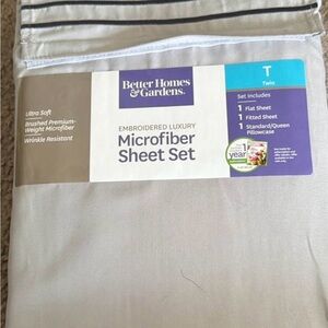 Better Homes And Gardens Silver Microfiber Sheet Set